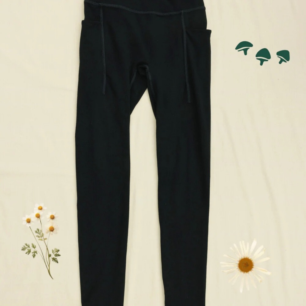 ❌SOLD❌Purusha People Luna Pocket Leggings